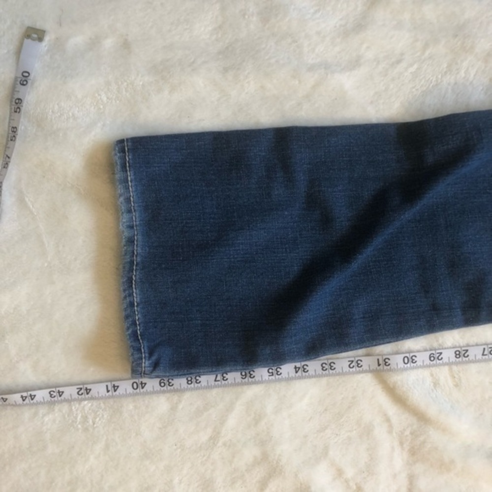 JEANS - Picture 11 of 16